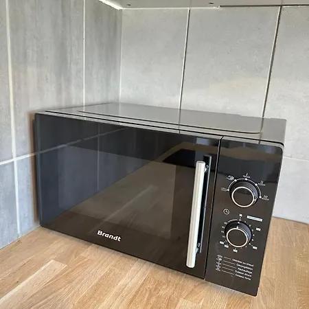 Elegant 2 Bedroom With Free Parking Paris St-denis By Immo Kit