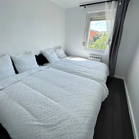 Apartamento Elegant 2 Bedroom With Free Parking Paris St-denis By Immo Kit Saint-Denis (Seine-Saint-Denis)