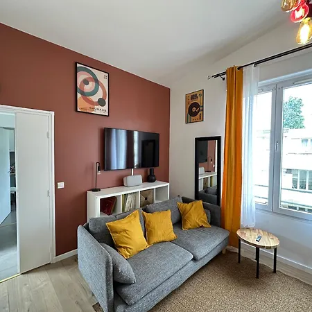 Elegant 2 Bedroom With Free Parking Paris St-denis By Immo Kit * Saint-Denis (Seine-Saint-Denis)