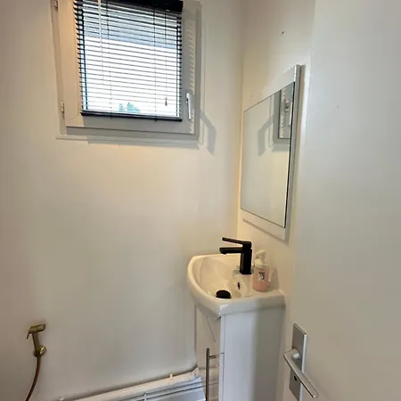 Elegant 2 Bedroom With Free Parking Paris St-denis By Immo Kit