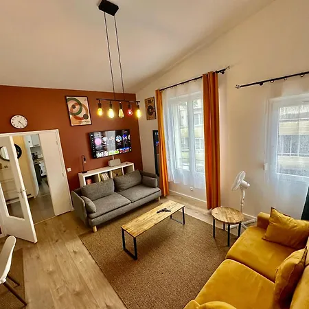 Elegant 2 Bedroom With Free Parking Paris St-denis By Immo Kit